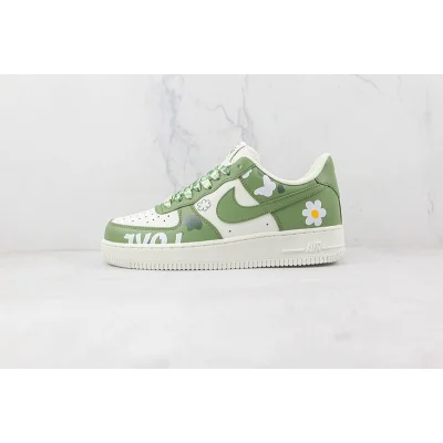 Nike Air Force 1 Low "Light Green/Love" фото № 2
