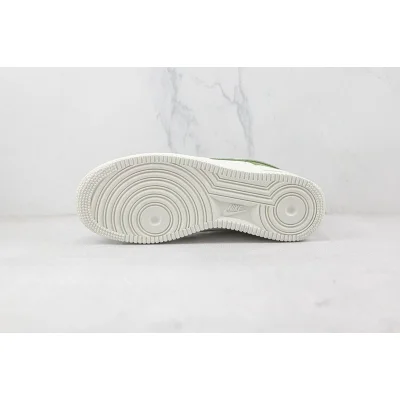 Nike Air Force 1 Low "Light Green/Love" фото № 8