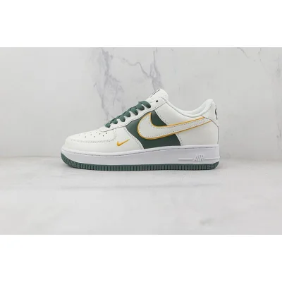 Nike Air Force 1 Low "White and Green/Little Gold Hook" фото № 2