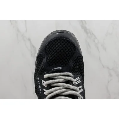 Stussy x Nike Air Max 2013 "Black/Grey" фото № 4 Stussy x Nike Air Max 2013 "Black/Grey" фото № 4