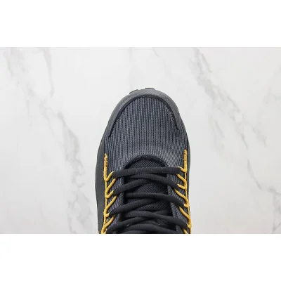 Nike Air Max Pulse Roam "Black/Golden" фото № 4 Nike Air Max Pulse Roam "Black/Golden" фото № 4