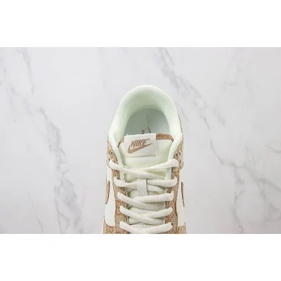 GUCCI x Nike Dunk Low "Beige/Cream" фото № 5 GUCCI x Nike Dunk Low "Beige/Cream" фото № 5