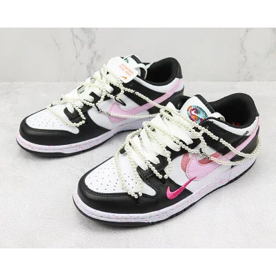 Nike Dunk Low Multi Swoosh «White/Black/Pinky» фото № 5 Nike Dunk Low Multi Swoosh «White/Black/Pinky» фото № 5