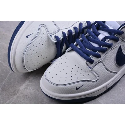 Supreme x Nike Dunk Low "White/Blue" фото № 4