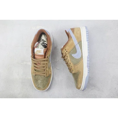 Otomo Katsuhiro x Nike SB Dunk Low "Yellow Green" фото № 6