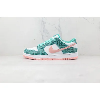 Nike Dunk Low "Snakeskin/Washed Teal/Bleached Coral" фото № 2 Nike Dunk Low "Snakeskin/Washed Teal/Bleached Coral" фото № 2