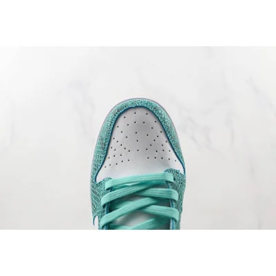 Nike Dunk Low "Snakeskin/Washed Teal/Bleached Coral" фото № 3 Nike Dunk Low "Snakeskin/Washed Teal/Bleached Coral" фото № 3