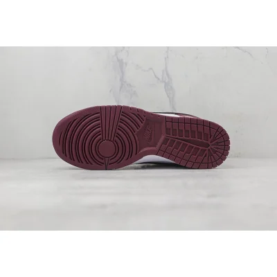 Nike SB Zoom Dunk Low "Dark Red/Black/White" фото № 9