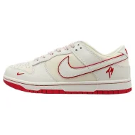 Nike SB Dunk Low Nike SB Dunk Low