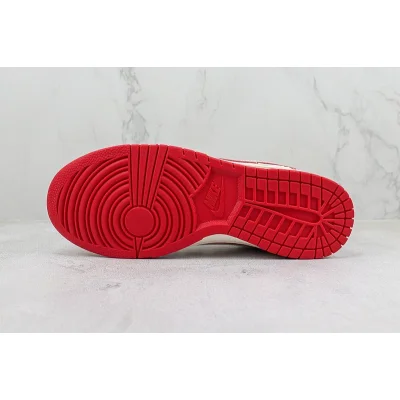 Nike SB Dunk Low "Cream/Red" фото № 8