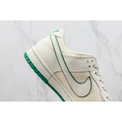 Traviis Scott x Nike Dunk Low "Green Canvas" фото № 4