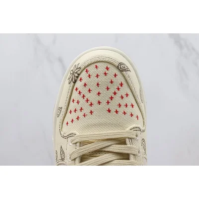 Nike Dunk Low "Light Orewood/Floral" фото № 4 Nike Dunk Low "Light Orewood/Floral" фото № 4