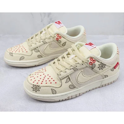 Nike Dunk Low "Light Orewood/Floral" фото № 5 Nike Dunk Low "Light Orewood/Floral" фото № 5