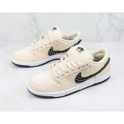 Albino & Preto x Nike Dunk Low "Fossil/Black-Sail" фото № 5