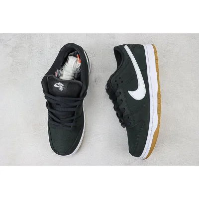 Nike Dunk Low "Black Gum" фото № 6