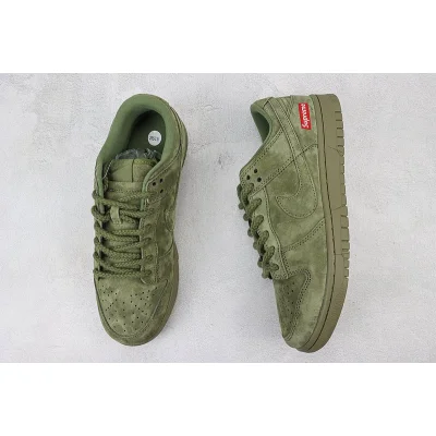Supreme x Nike Dunk Low "Army Green" фото № 6
