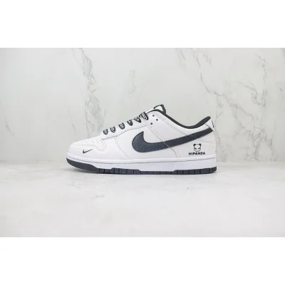 HIPANDA x Nike Dunk Low "White/Black/Mini Swoosh" фото № 2