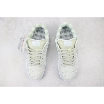 Tagz Footwear x Nike Dunk Low "White Lobster" фото № 7