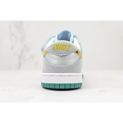 Sean Cliver х Nike Dunk SB Holiday Special "White/Metallic Gold/Green/Gray" фото № 9