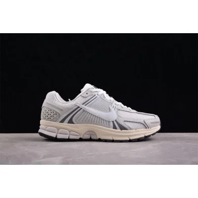 Nike Air Zoom Vomero 5 "Platinum Tint" фото № 2