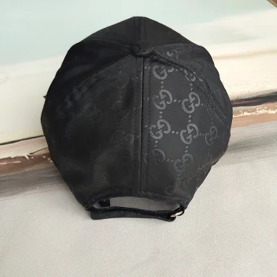 Кепка Gucci With An Intertwined Logo "Black" фото № 4