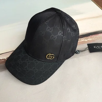 Кепка Gucci With An Intertwined Logo "Black" фото № 2