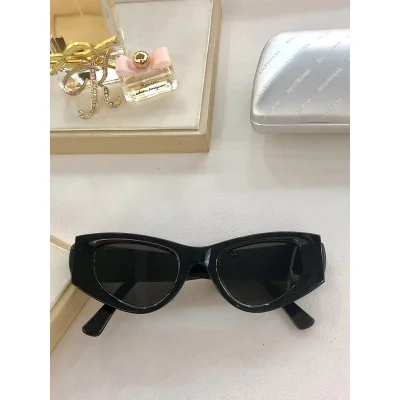 Солнцезащитные очки Balenciaga Wide Frame And Temples "Black" фото № 2