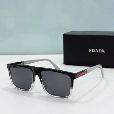 Солнцезащитные очки Prada Rectangle Shaped Colorful Frame With Inscription "Black/Gray" фото № 2 Солнцезащитные очки Prada Rectangle Shaped Colorful Frame With Inscription "Black/Gray" фото № 2
