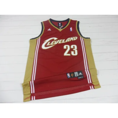Баскетбольная Джерси Adidas Cleveland Cavaliers №23 LeBron James "Red" фото № 3