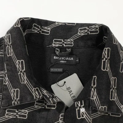 Джинсовая Куртка Balenciaga With Brand Print Of Logos "Black" фото № 4 Джинсовая Куртка Balenciaga With Brand Print Of Logos "Black" фото № 4