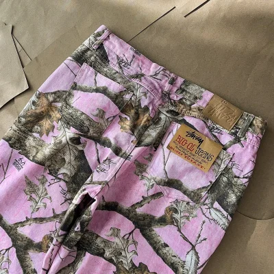 Штаны Stussy Big Ol Jeans Tree Printed "Pink" фото № 6 Штаны Stussy Big Ol Jeans Tree Printed "Pink" фото № 6