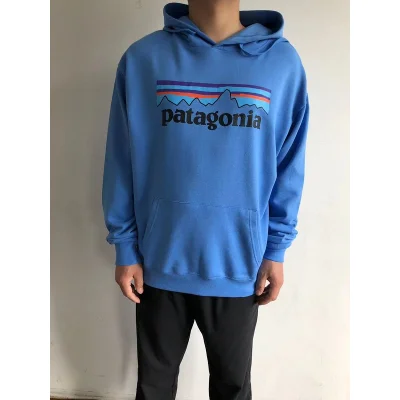 Худи Patagonia Mountain Landscape With Colorful Stripes Front Print "Blue" фото № 8 Худи Patagonia Mountain Landscape With Colorful Stripes Front Print "Blue" фото № 8