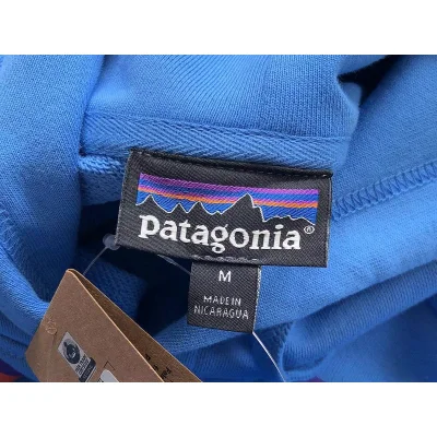 Худи Patagonia Mountain Landscape With Colorful Stripes Front Print "Blue" фото № 7 Худи Patagonia Mountain Landscape With Colorful Stripes Front Print "Blue" фото № 7