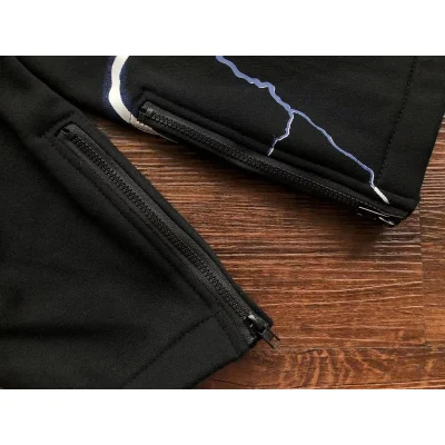 Штаны Trapstar Wide Multicolor Embroidered Logo "Black" фото № 6 Штаны Trapstar Wide Multicolor Embroidered Logo "Black" фото № 6