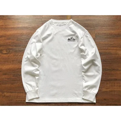 Лонгслив Patagonia Mountain Landscape Inside Circle "White" фото № 2 Лонгслив Patagonia Mountain Landscape Inside Circle "White" фото № 2