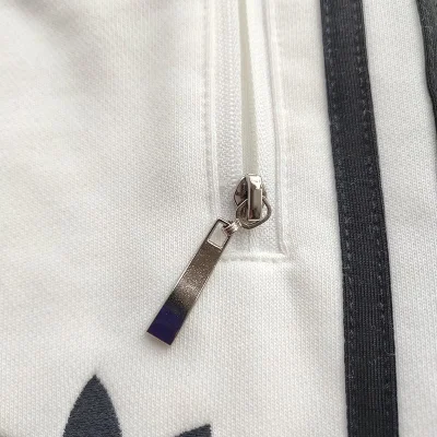 Шорты Balenciaga X Adidas Strip Style "White" фото № 9 Шорты Balenciaga X Adidas Strip Style "White" фото № 9