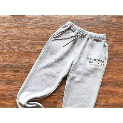 Штаны Trapstar Embroidered Front Logo On Multicolor Background With Small Mirror Inscription "Gray" фото № 2 Штаны Trapstar Embroidered Front Logo On Multicolor Background With Small Mirror Inscription "Gray" фото № 2