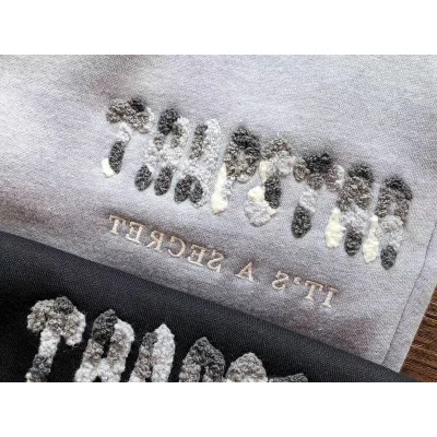 Штаны Trapstar Embroidered Front Logo On Multicolor Background With Small Mirror Inscription "Gray" фото № 3 Штаны Trapstar Embroidered Front Logo On Multicolor Background With Small Mirror Inscription "Gray" фото № 3