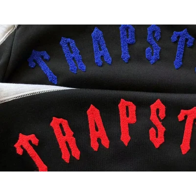 Худи Trapstar Bicolor With Colorful Embroidered Logo Lettering "Black,Blue" фото № 3