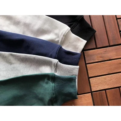 Свитшот Lacoste Plain And Small Logo Front "Green" фото № 3