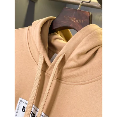 Худи Burberry Frontside White Stripe Black Warrior And Horse "Pink" фото № 5 Худи Burberry Frontside White Stripe Black Warrior And Horse "Pink" фото № 5