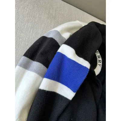 Свитшот Burberry With Stripes On The Sleeves "Black" фото № 4