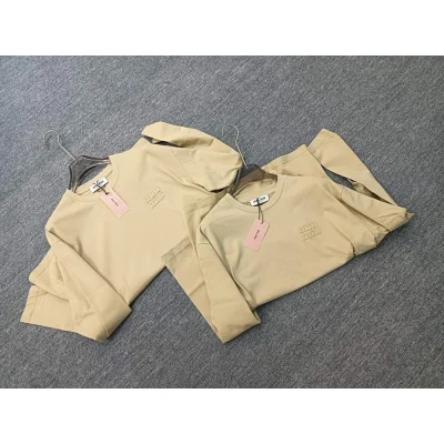 Свитшот Miu Miu Frontside Light Brown Logotype Miu Miu "Beige" фото № 2