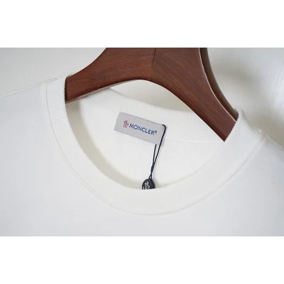 Худи Moncler Side Logo Cuffs "White" фото № 3 Худи Moncler Side Logo Cuffs "White" фото № 3