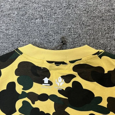 Футболка A Bathing Ape In Transit "Yellow/Black" фото № 4
