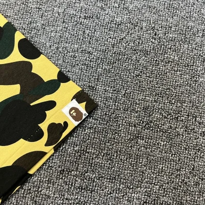 Футболка A Bathing Ape With A Lock "Yellow" фото № 6 Футболка A Bathing Ape With A Lock "Yellow" фото № 6