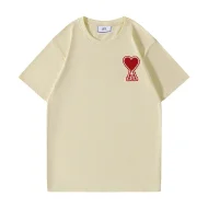 Футболка Amiri With Heart-Shaped Logo Футболка Amiri With Heart-Shaped Logo