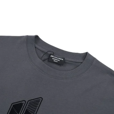Футболка Balenciaga Striped Logo Print B "Gray" фото № 4 Футболка Balenciaga Striped Logo Print B "Gray" фото № 4