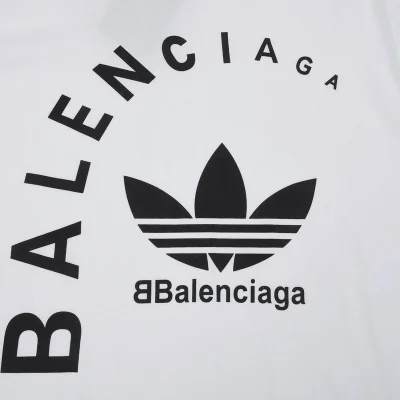 Футболка Balenciaga X Adidas With Text Logo And Emblem "White" фото № 7