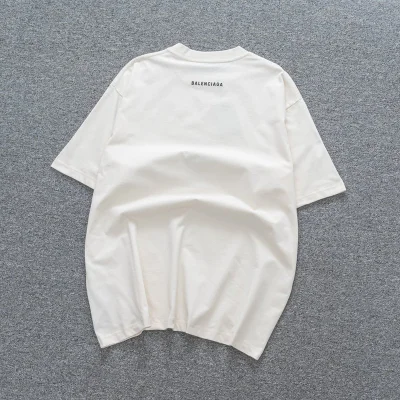 Футболка Balenciaga Cocktail "White" фото № 2 Футболка Balenciaga Cocktail "White" фото № 2